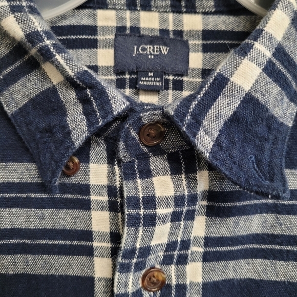 J. Crew Blue And White Plaid Flannel Button Down Elbow Patch Casual Shirt Medium - Picture 3 of 6